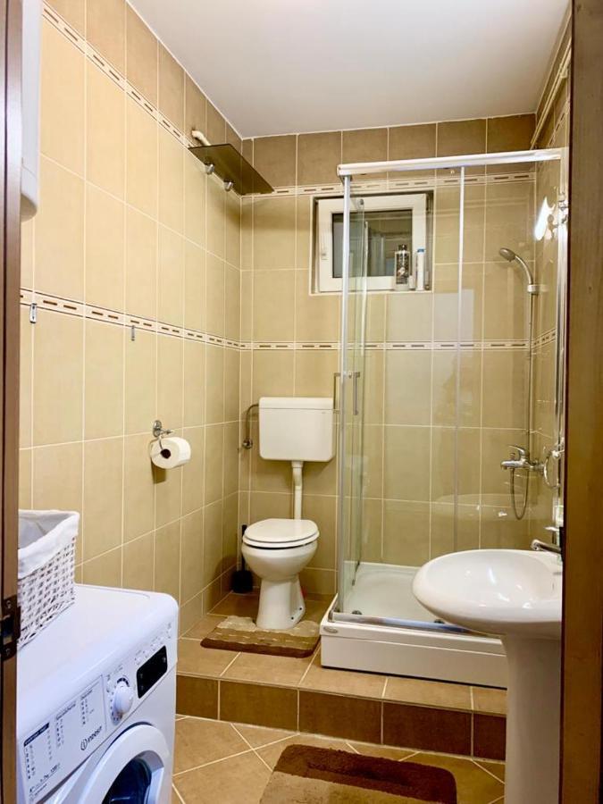 City Center Crown Apartment Belgrad Exteriör bild