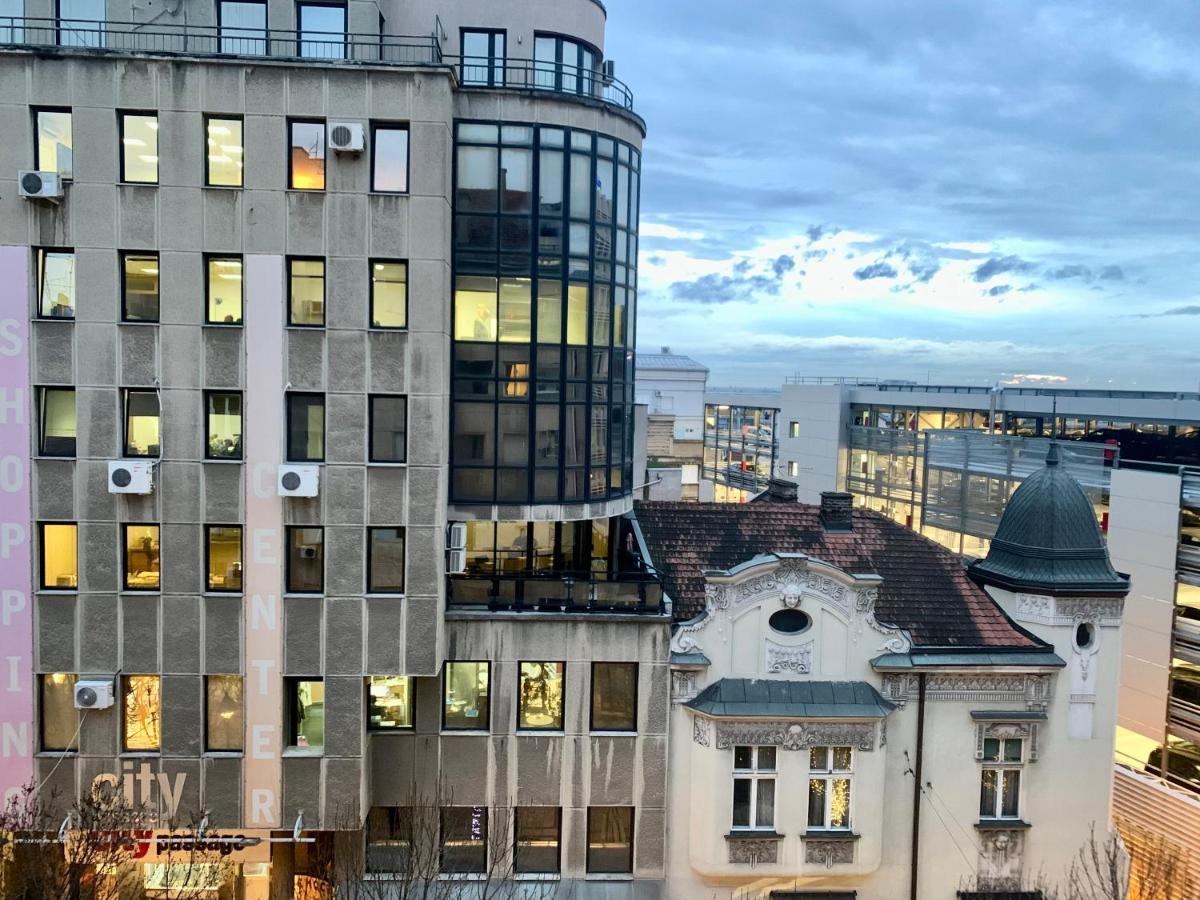 City Center Crown Apartment Belgrad Exteriör bild