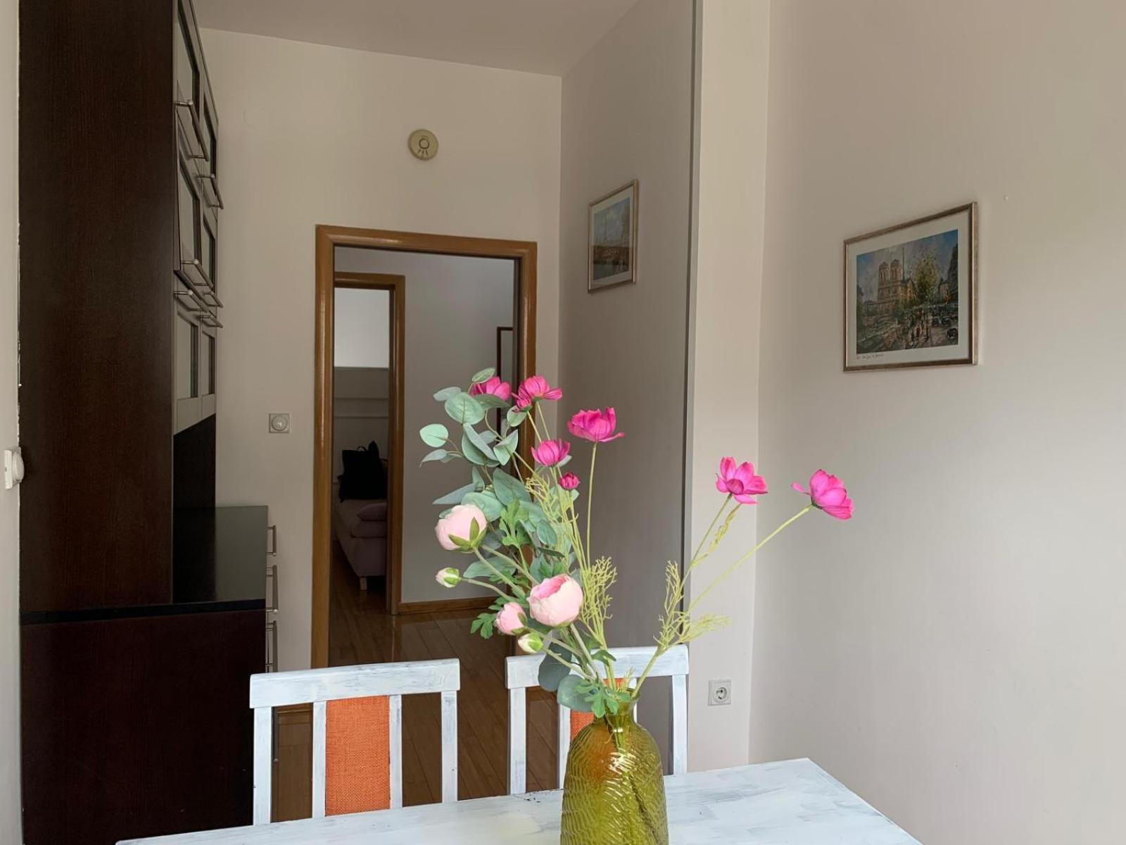 City Center Crown Apartment Belgrad Exteriör bild
