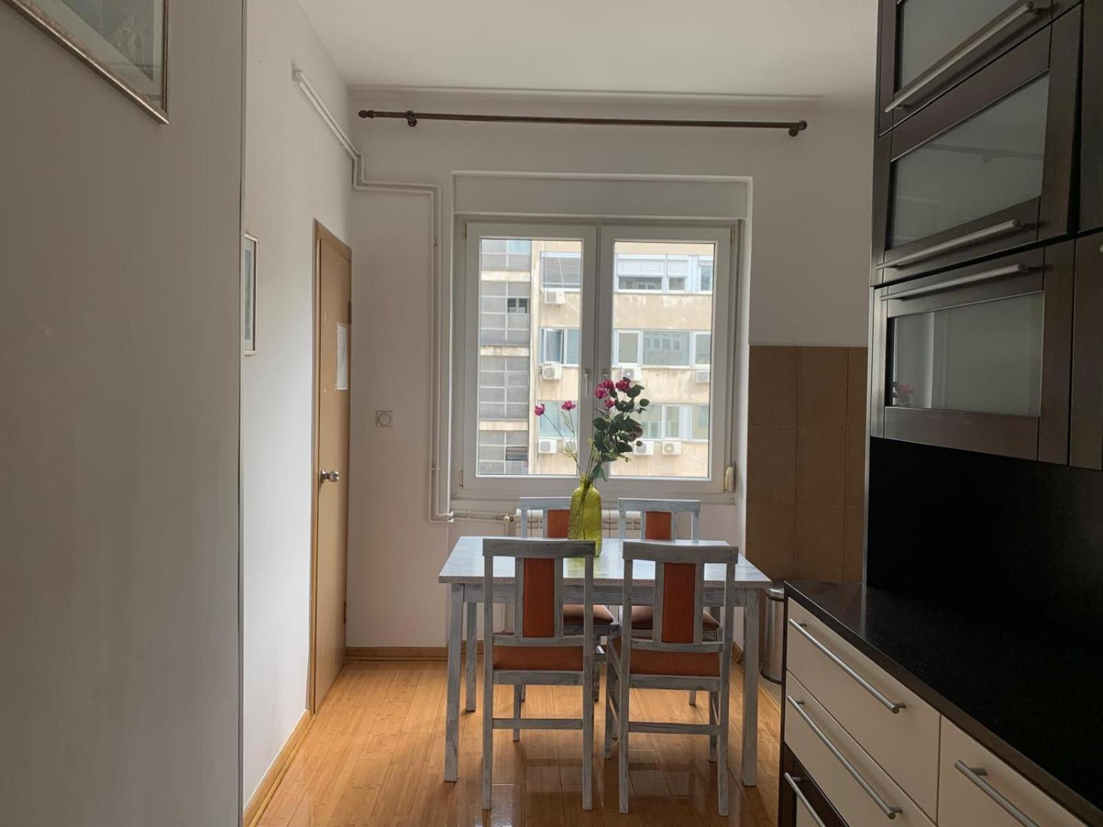 City Center Crown Apartment Belgrad Exteriör bild